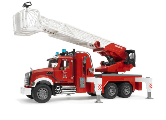 02821 MACK Granite Fire Engine w/ Water Pump and Light & Sound