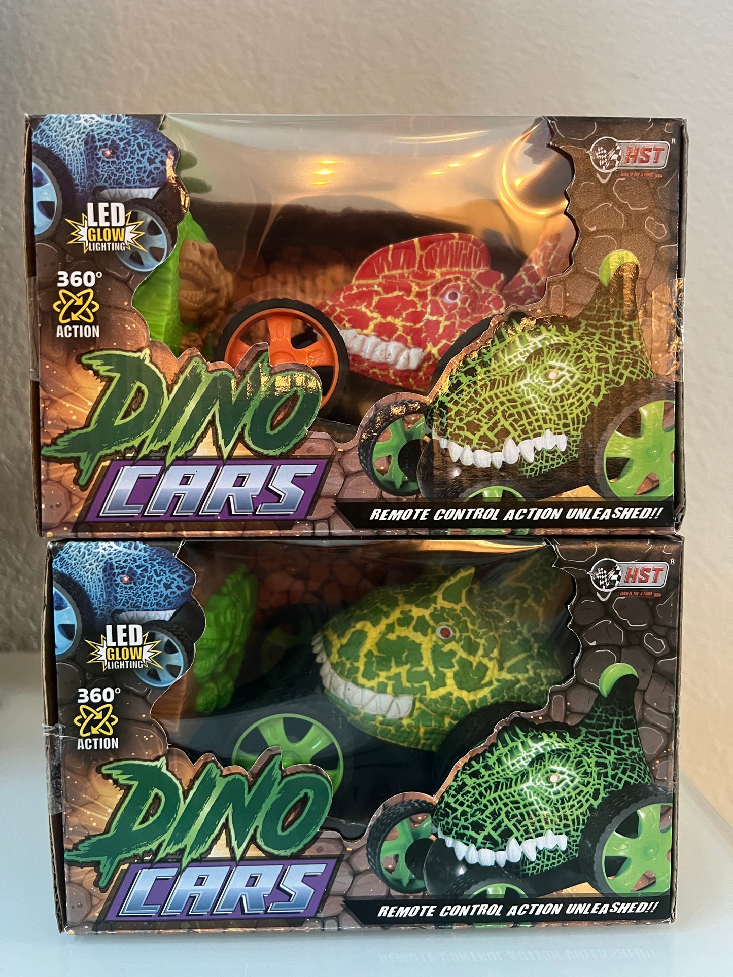 Stunt Dino car