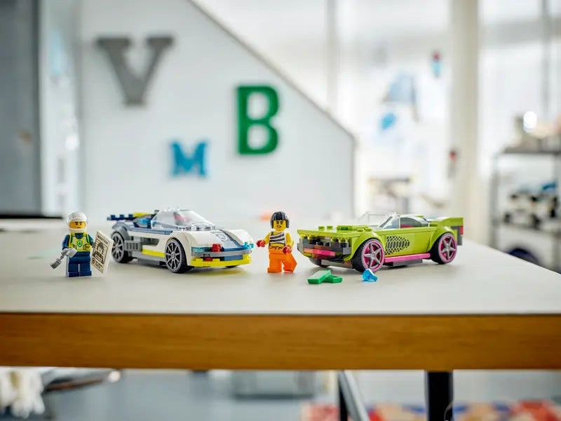 60415 Police Car and Muscle Car Chase