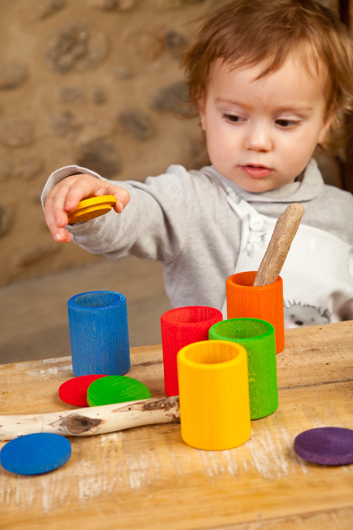 16-137 Colored Cups with Cover