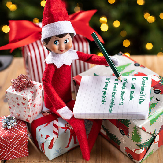 The Elf on the Shelf® Tradition - (English book) Girl with Blue Eyes