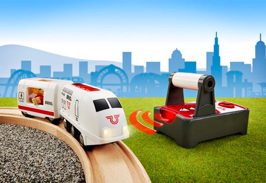 33510 Remote Controlled Travel Train