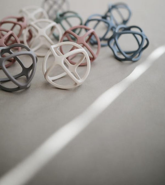 Ball Teether (Dove Gray)