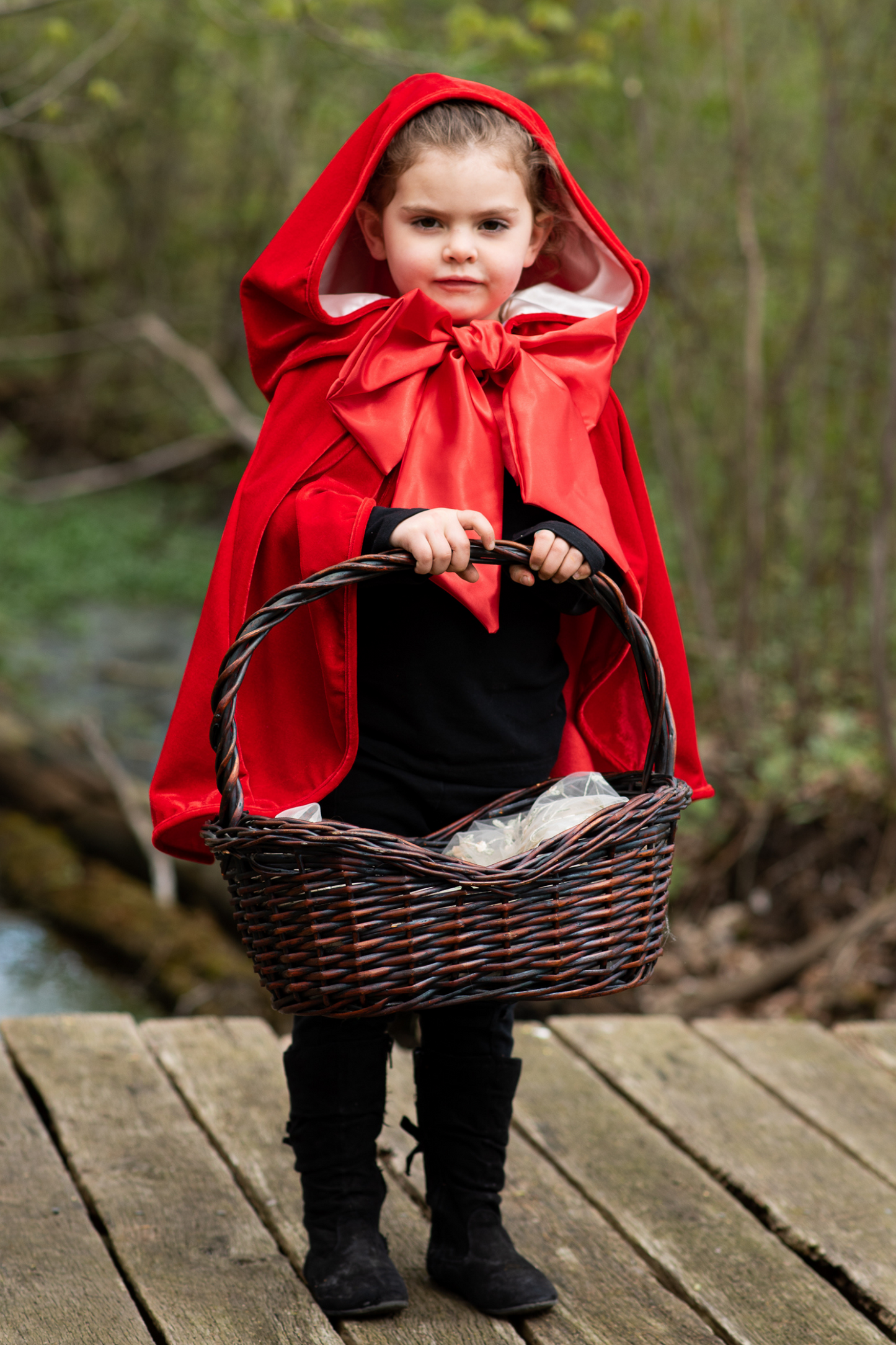WOODLAND STORYBOOK LITTLE RED RIDING HOOD CAPE