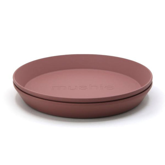 Round Dinnerware Plates, Set of 2 (Woodchuck)