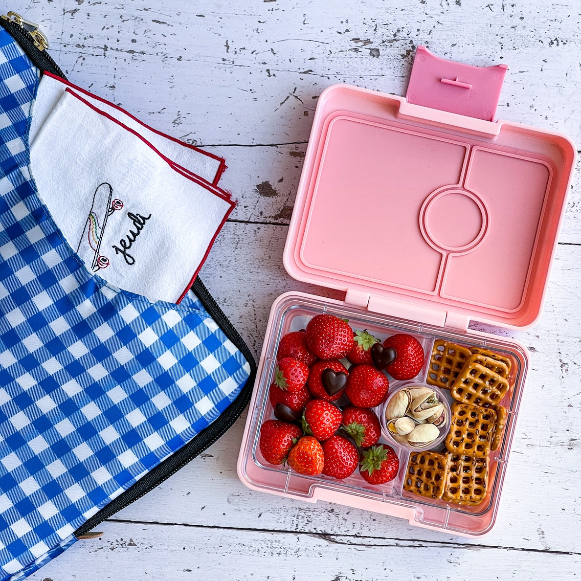 Snack Size Bento Lunch Box Coco Pink (Rainbow)
