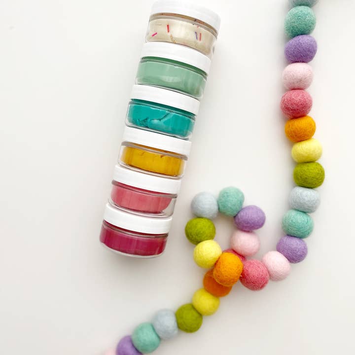 Mini Rainbow Party Favor (2 oz)