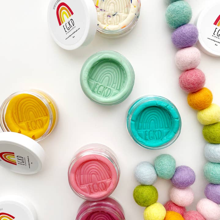 Mini Rainbow Party Favor (2 oz)