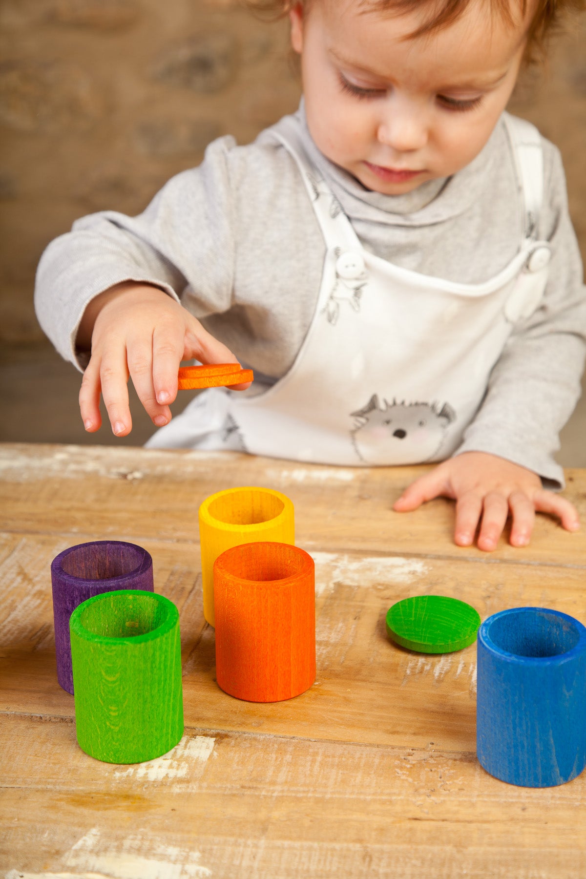16-137 Colored Cups with Cover