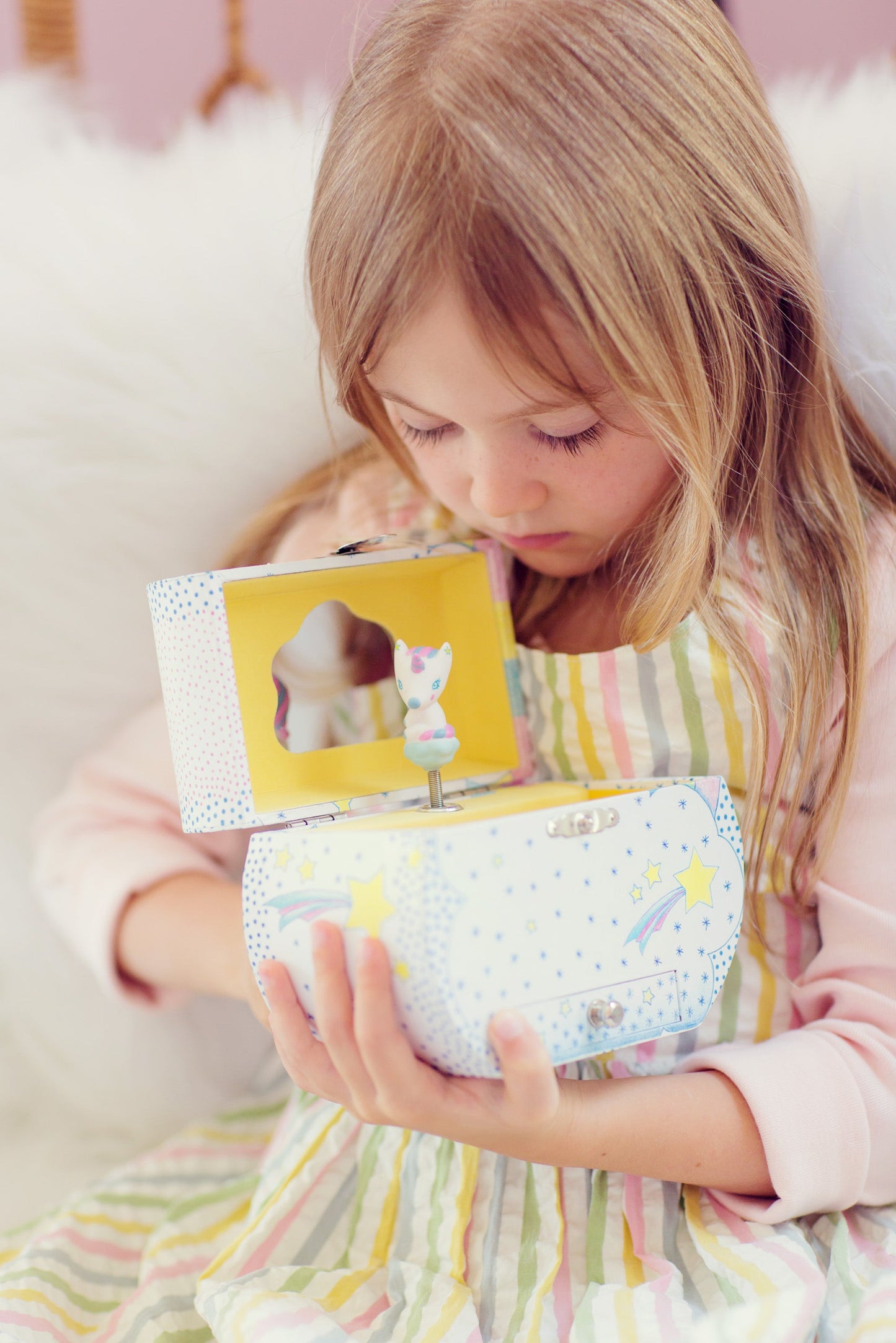 Unicorn Dreams Musical Treasure Box