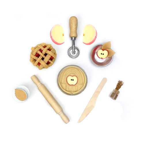 APPLE PIE SENSORY PLAY DOUGH PLAY KIT