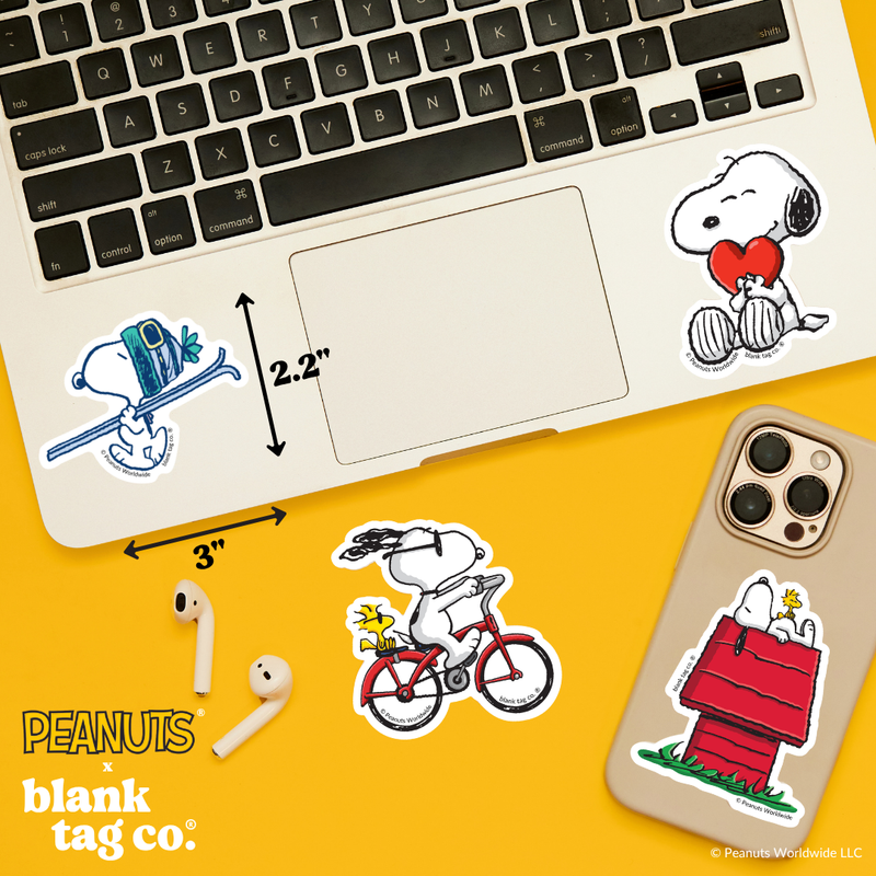 Peanuts® Waterproof Sticker - Skiing Snoopy