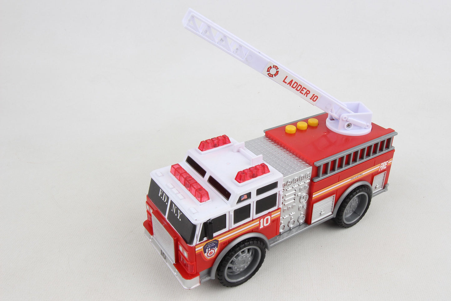 FDNY FIRE TRUCK W/LIGHTS & SOUND