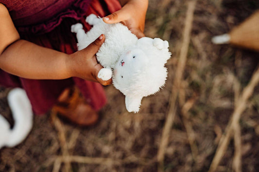 ROLY POLY KIDDO WHITE LAMB 101024