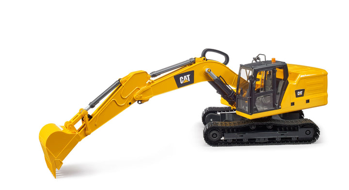 Bruder 02484 CAT Excavator