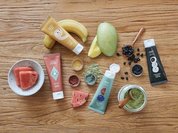 NATURAL COLOR CLAY MASK – LIVELY CHERRY & WATERMELON (75G)